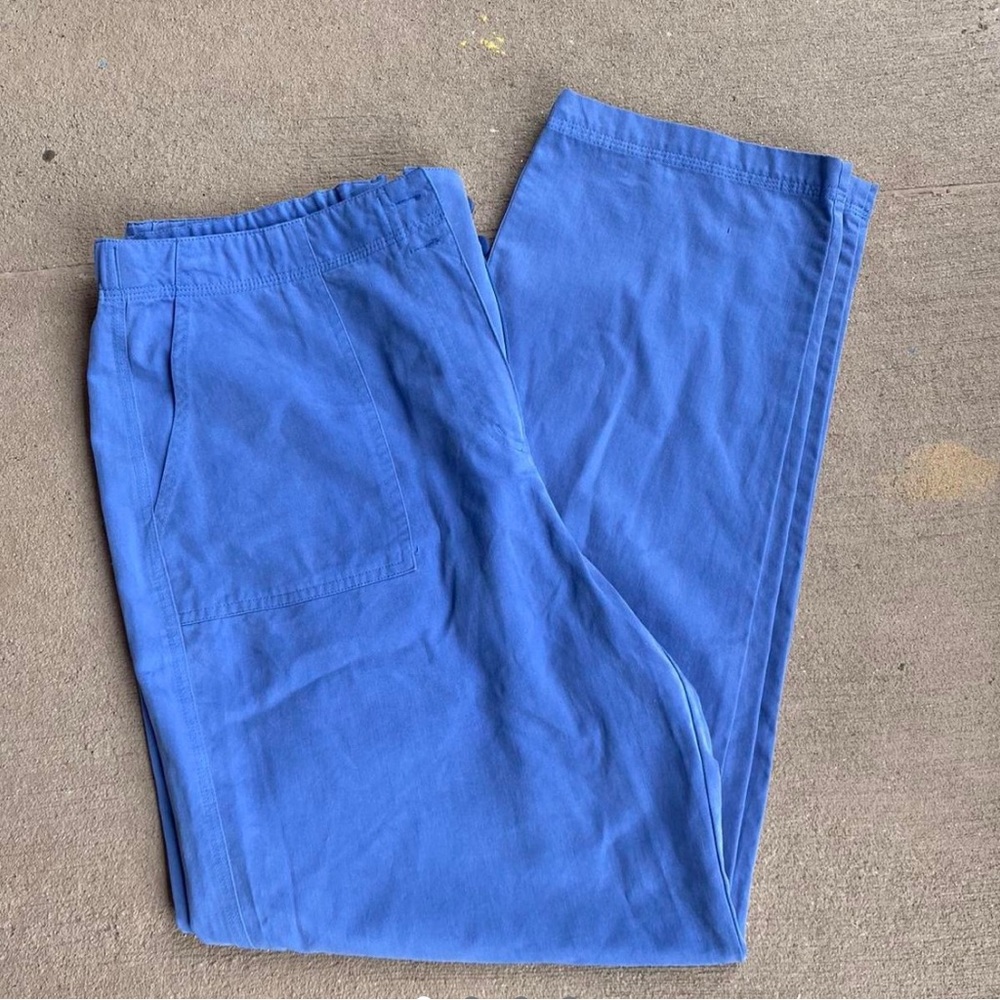Women’s vintage light blue trousers 🌎🌿🏔